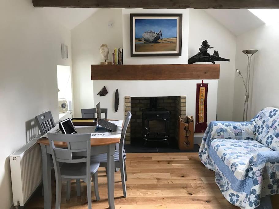 An Bothán-Cosy Cottage in the Cooley Mountains Dundalk Exterior foto